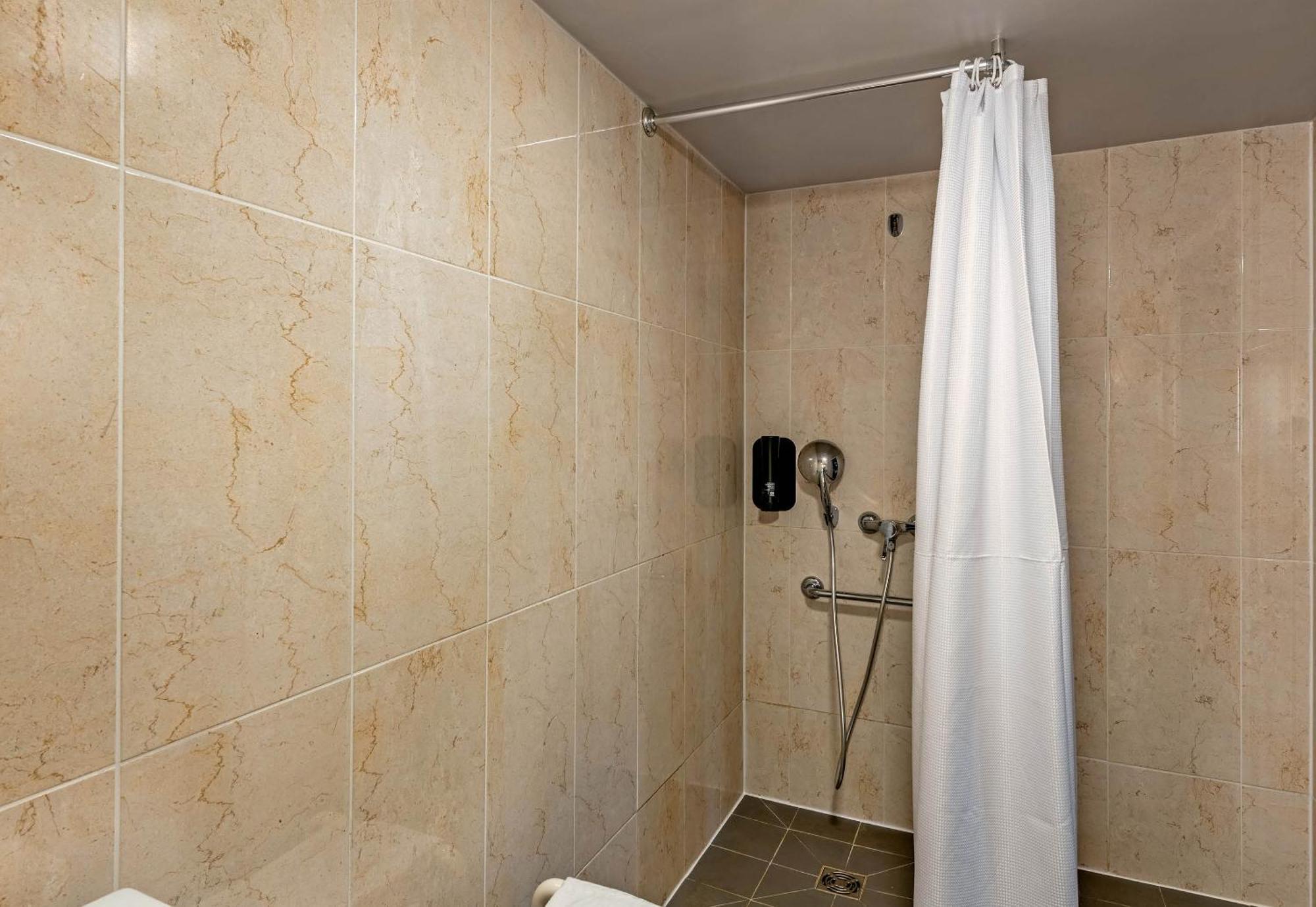 B&B Hotel Quimper Nord Douarnenez Zewnętrze zdjęcie